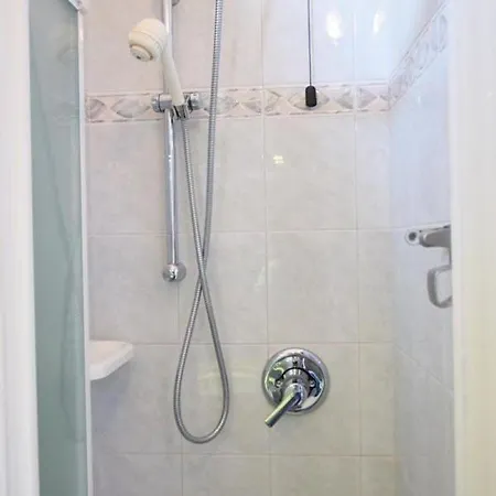 Astor 3* אלבה אדריאטיקה