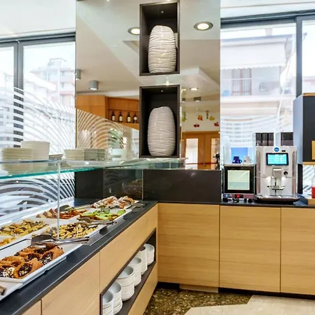 Astor Альба-Адриатика