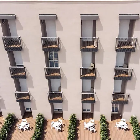 Astor Отель Альба-Адриатика