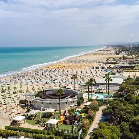 Astor Alba Adriatica