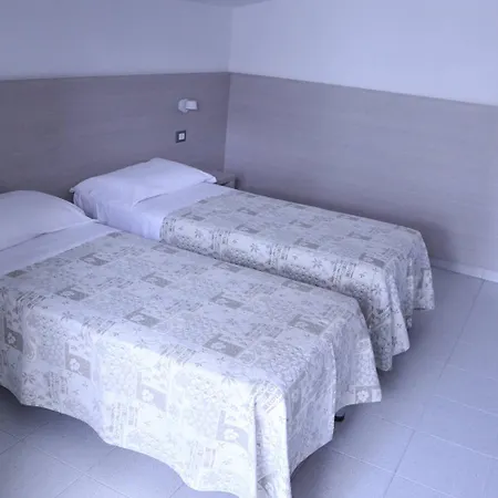 Astor 3*