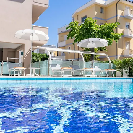 Astor 3*