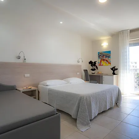 Otel Astor 3*