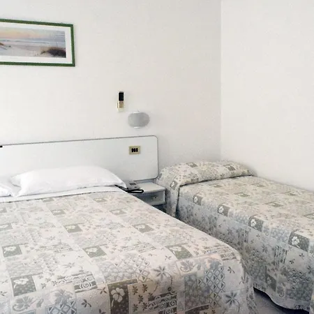 Astor Hotel 3*